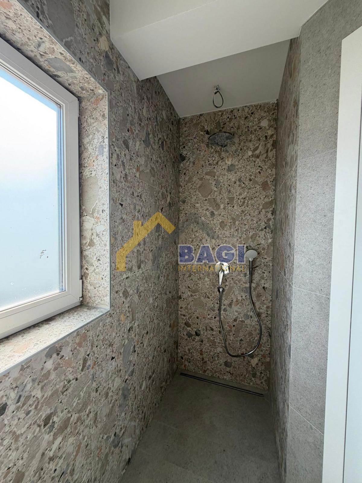 Prima fila sul mare! Appartamento di 88 m² in nuova costruzione, Medulin