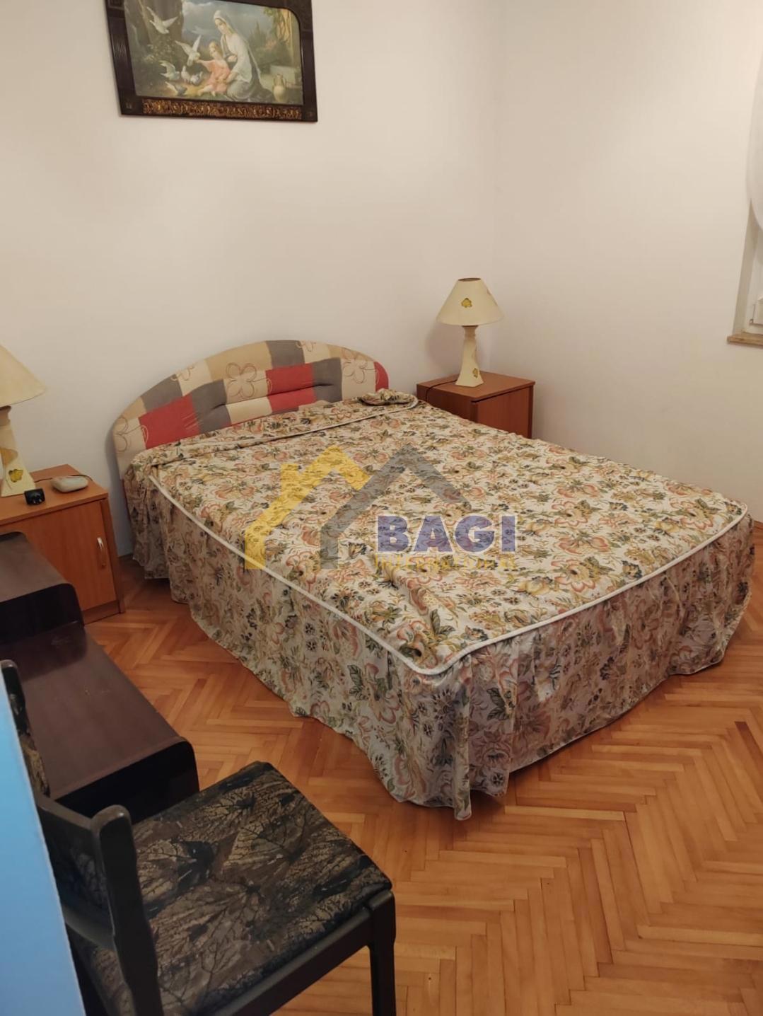 CASA ISTRA CON DUE APPARTAMENTI CON VISTA MARE