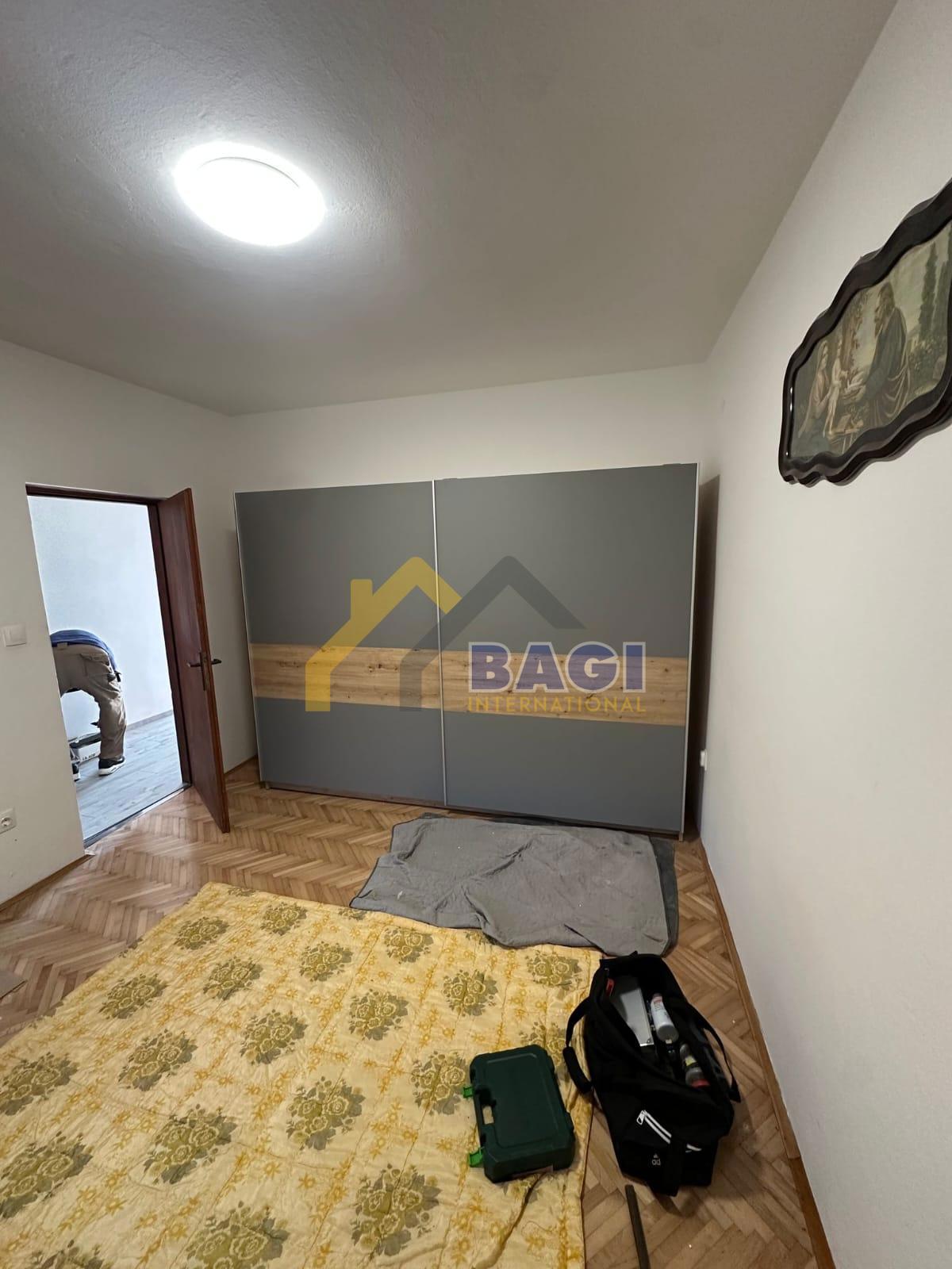 CASA ISTRA CON DUE APPARTAMENTI CON VISTA MARE