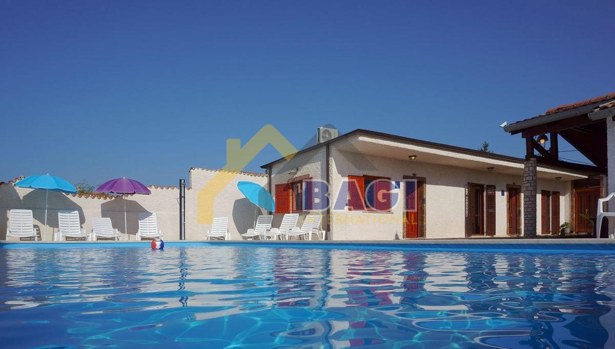 Casa Šišan, Ližnjan, 726,57m2