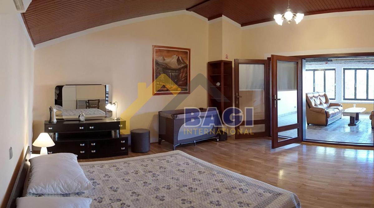 Casa Šišan, Ližnjan, 726,57m2