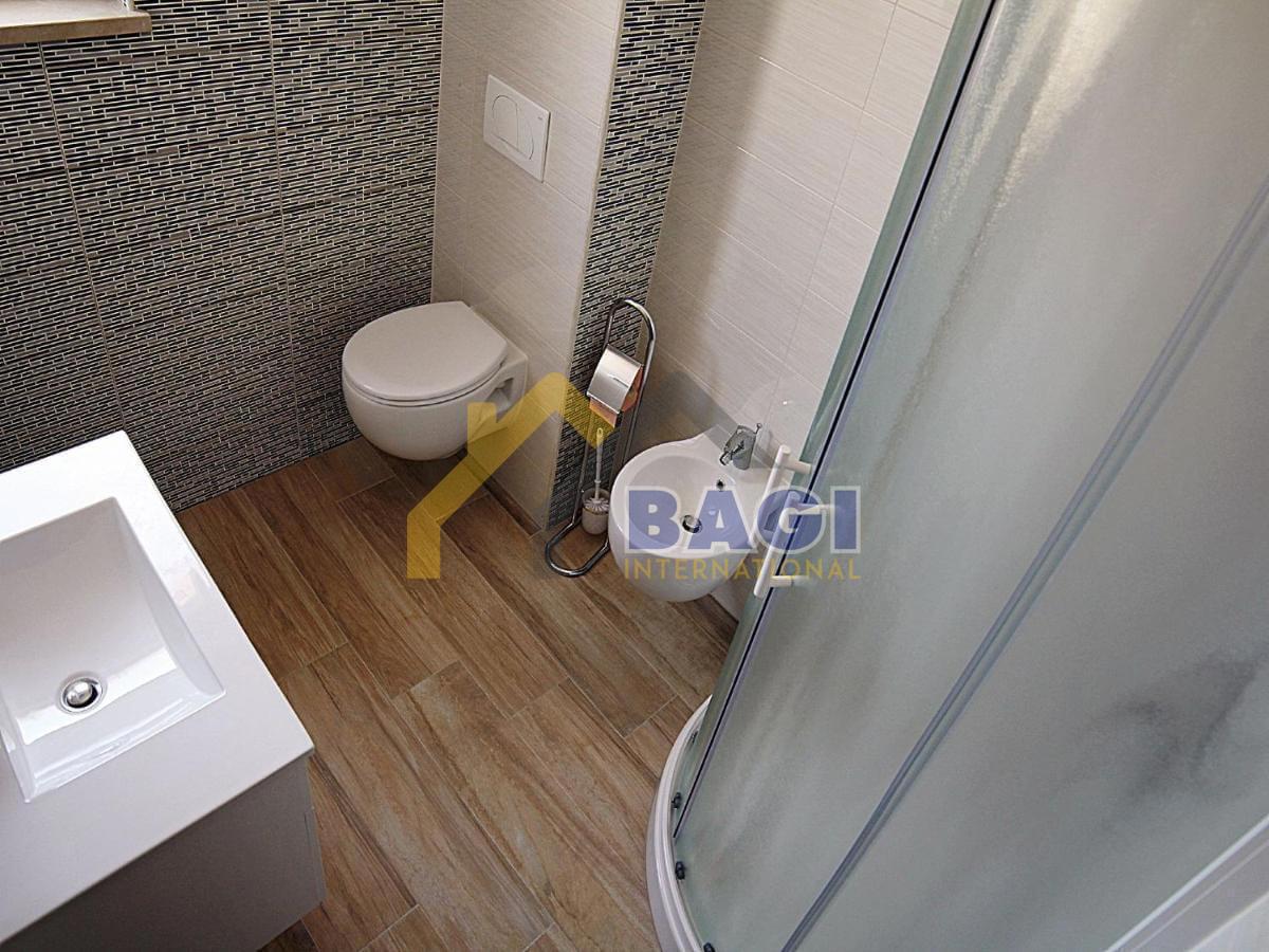 Casa Centar, Pula, 750m2