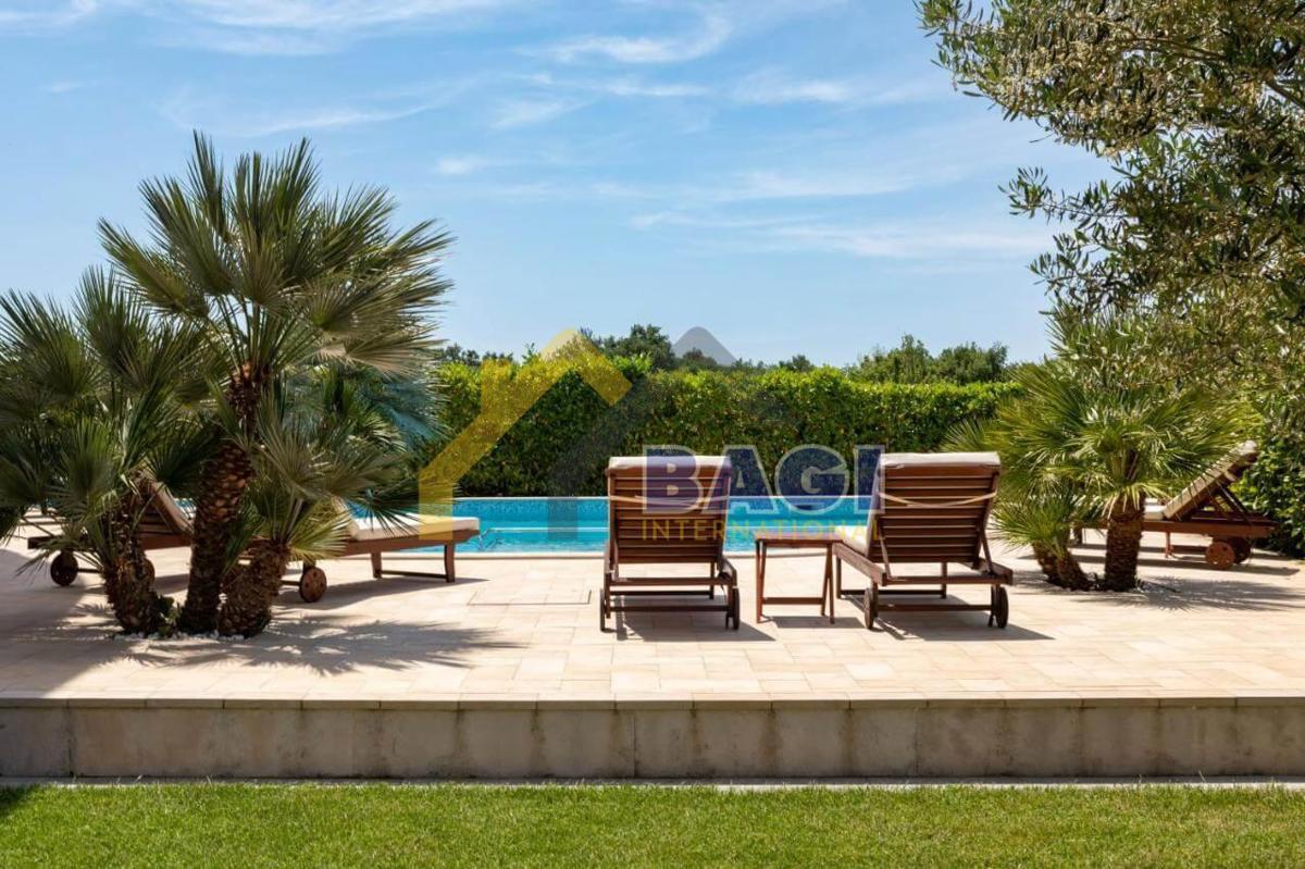 Casa Centar, Pula, 750m2