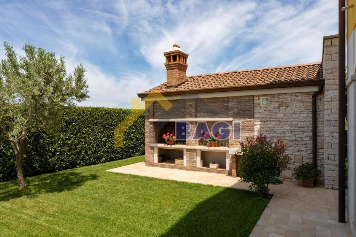 Casa Centar, Pula, 750m2