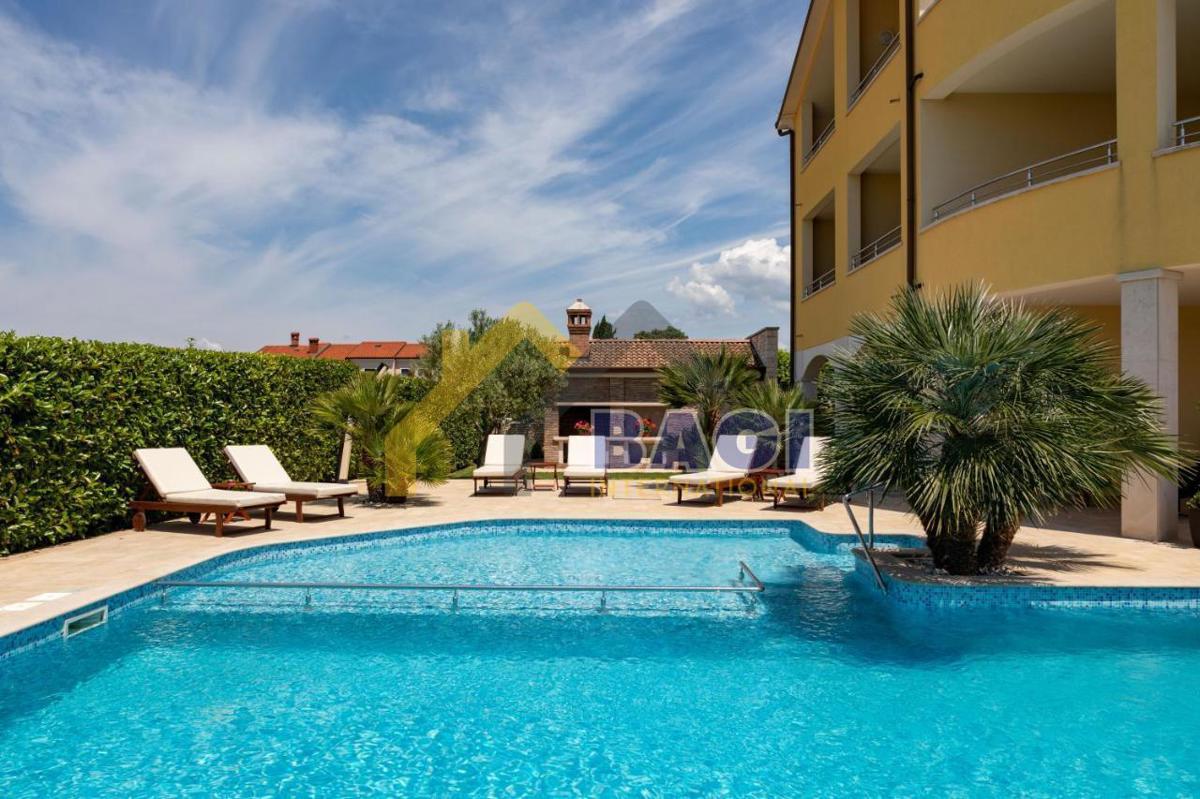 Casa Centar, Pula, 750m2