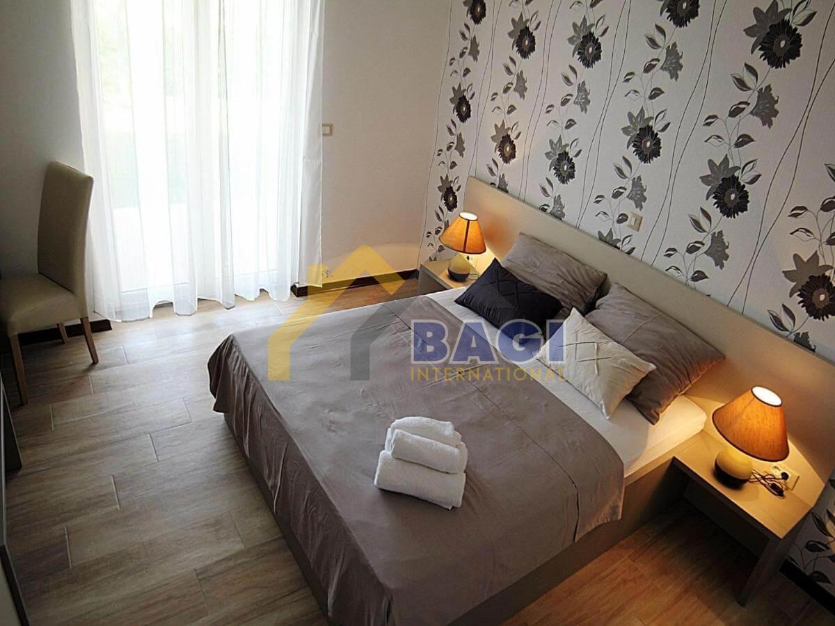 Casa Centar, Pula, 750m2