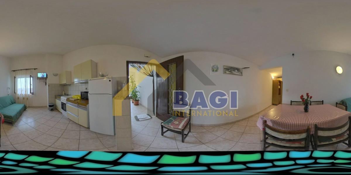 Appartamento a 400m dal mare - parcheggio nella proprietà