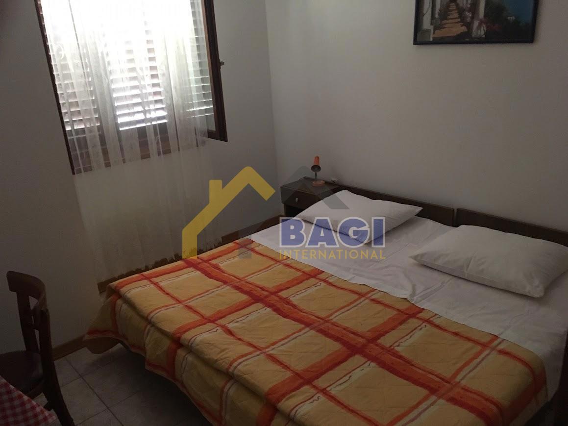 Appartamento a 400m dal mare - parcheggio nella proprietà