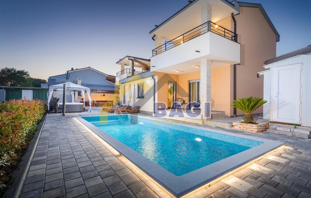 ISTRIA - ŠTINJAN Bellissima casa con piscina e giardino