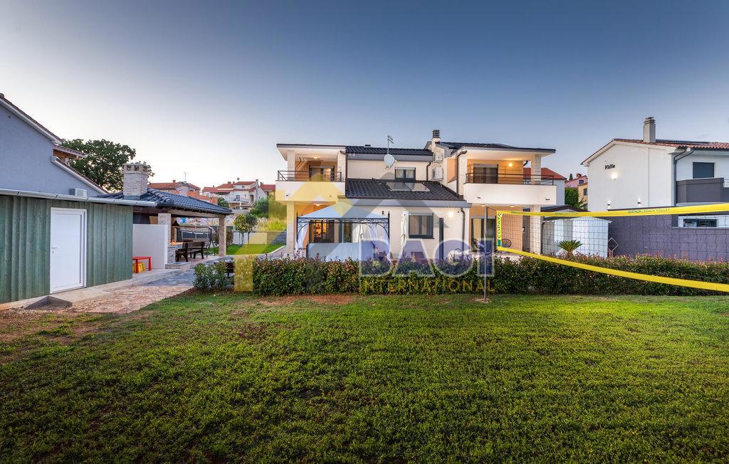 ISTRIA - ŠTINJAN Bellissima casa con piscina e giardino