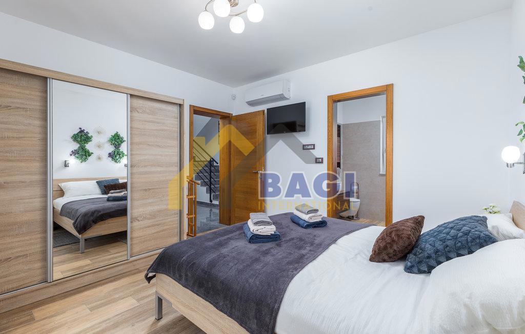 ISTRIA - ŠTINJAN Bellissima casa con piscina e giardino