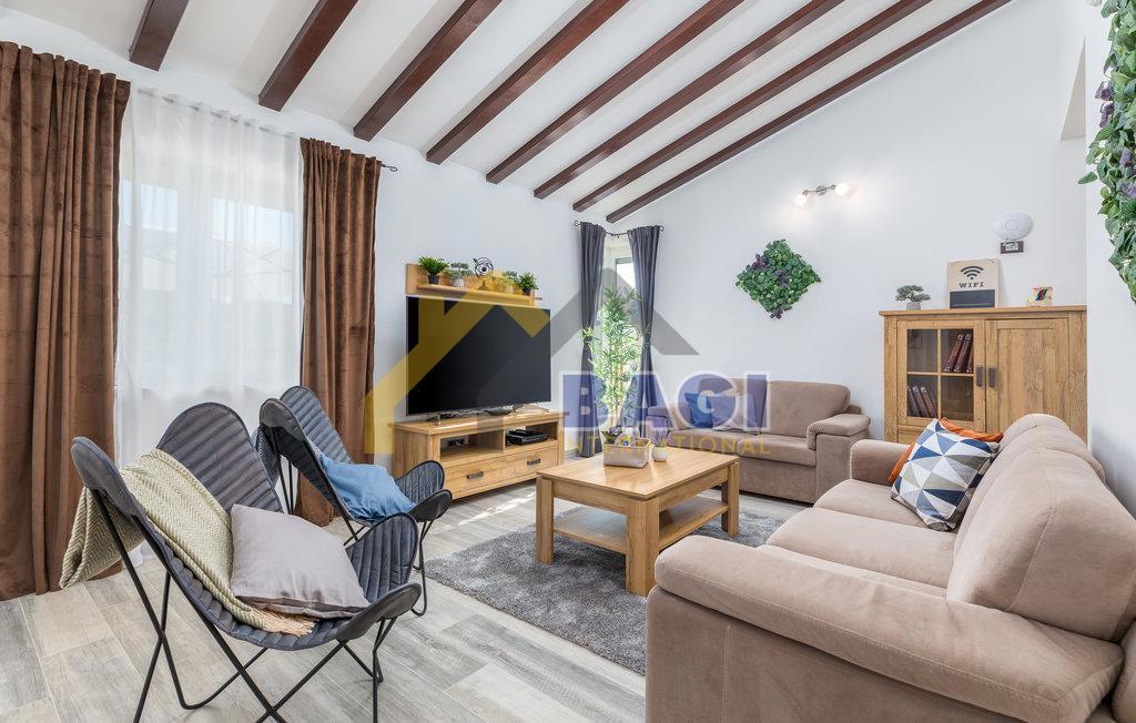 ISTRIA - ŠTINJAN Bellissima casa con piscina e giardino