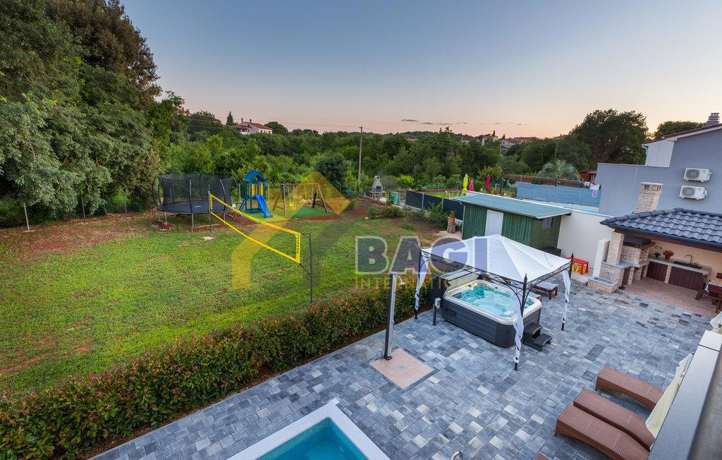 ISTRIA - ŠTINJAN Bellissima casa con piscina e giardino