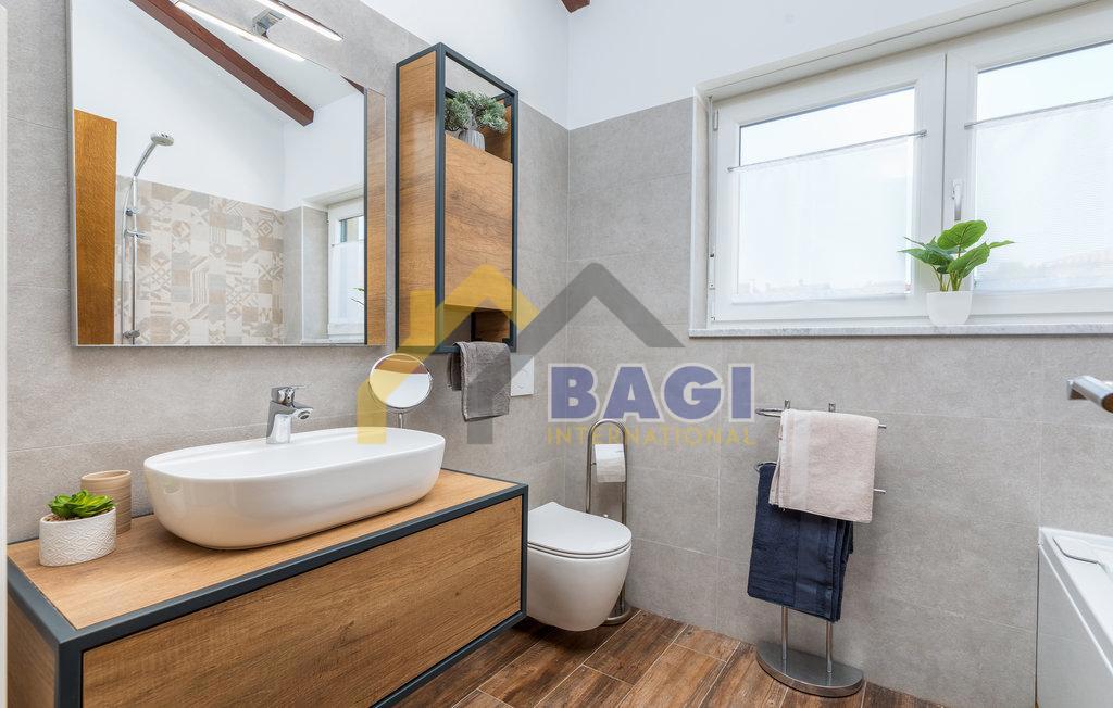 ISTRIA - ŠTINJAN Bellissima casa con piscina e giardino