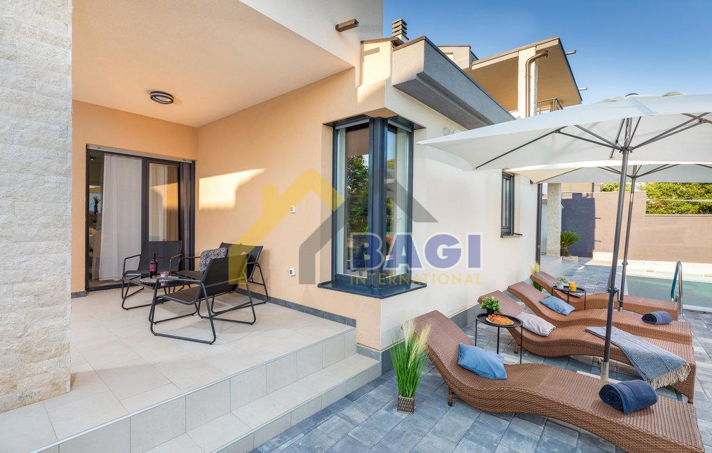 ISTRIA - ŠTINJAN Bellissima casa con piscina e giardino