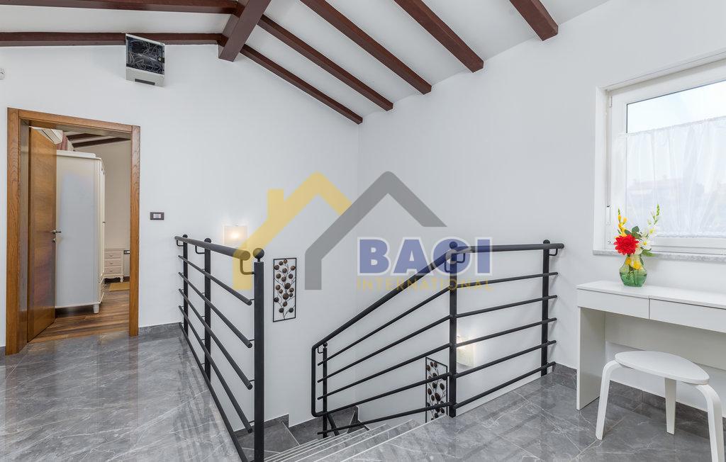 ISTRIA - ŠTINJAN Bellissima casa con piscina e giardino