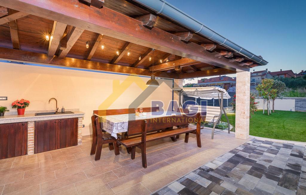 ISTRIA - ŠTINJAN Bellissima casa con piscina e giardino