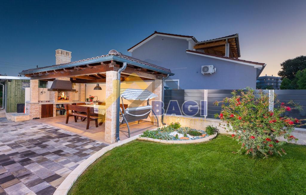 ISTRIA - ŠTINJAN Bellissima casa con piscina e giardino