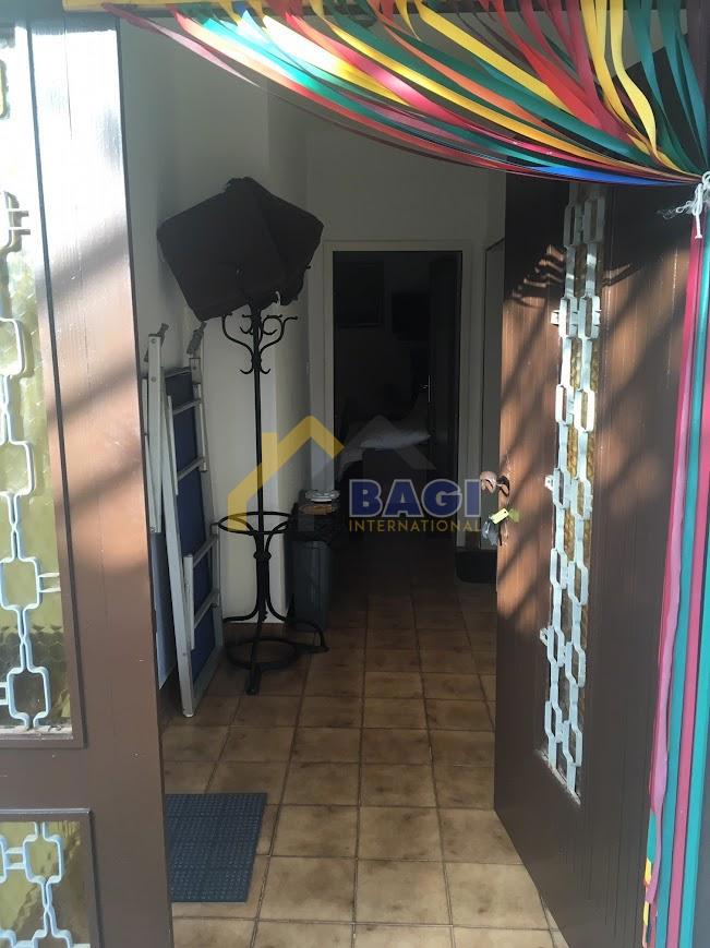 ISTRIA - TRE APPARTAMENTI - GIARDINO 150M2 - TRE POSTI AUTO