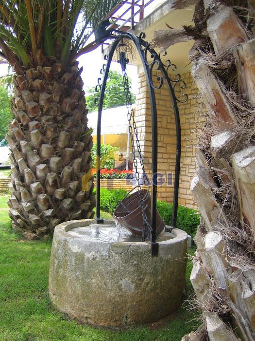 ISTRIA - TRE APPARTAMENTI - GIARDINO 150M2 - TRE POSTI AUTO