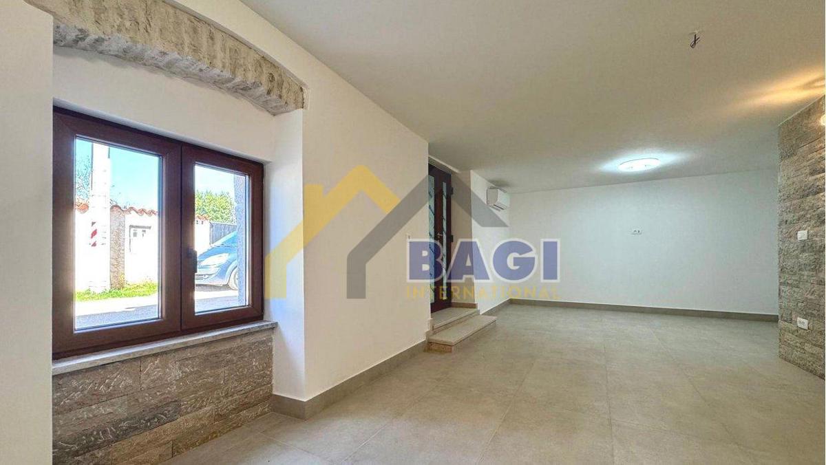 In vendita - Barban - Casa in pietra ristrutturata