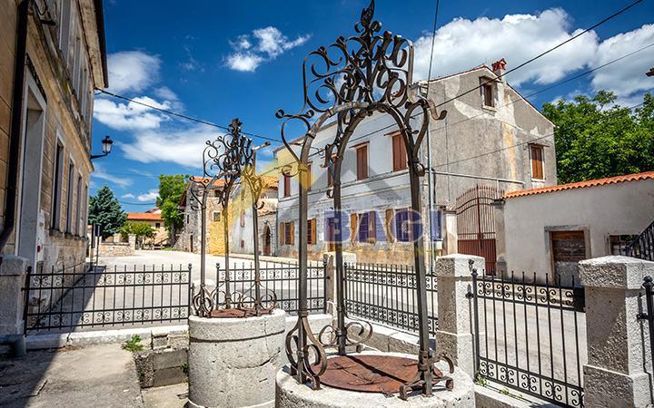 TERRENO EDIFICABILE – KRINGA 1.150 m²