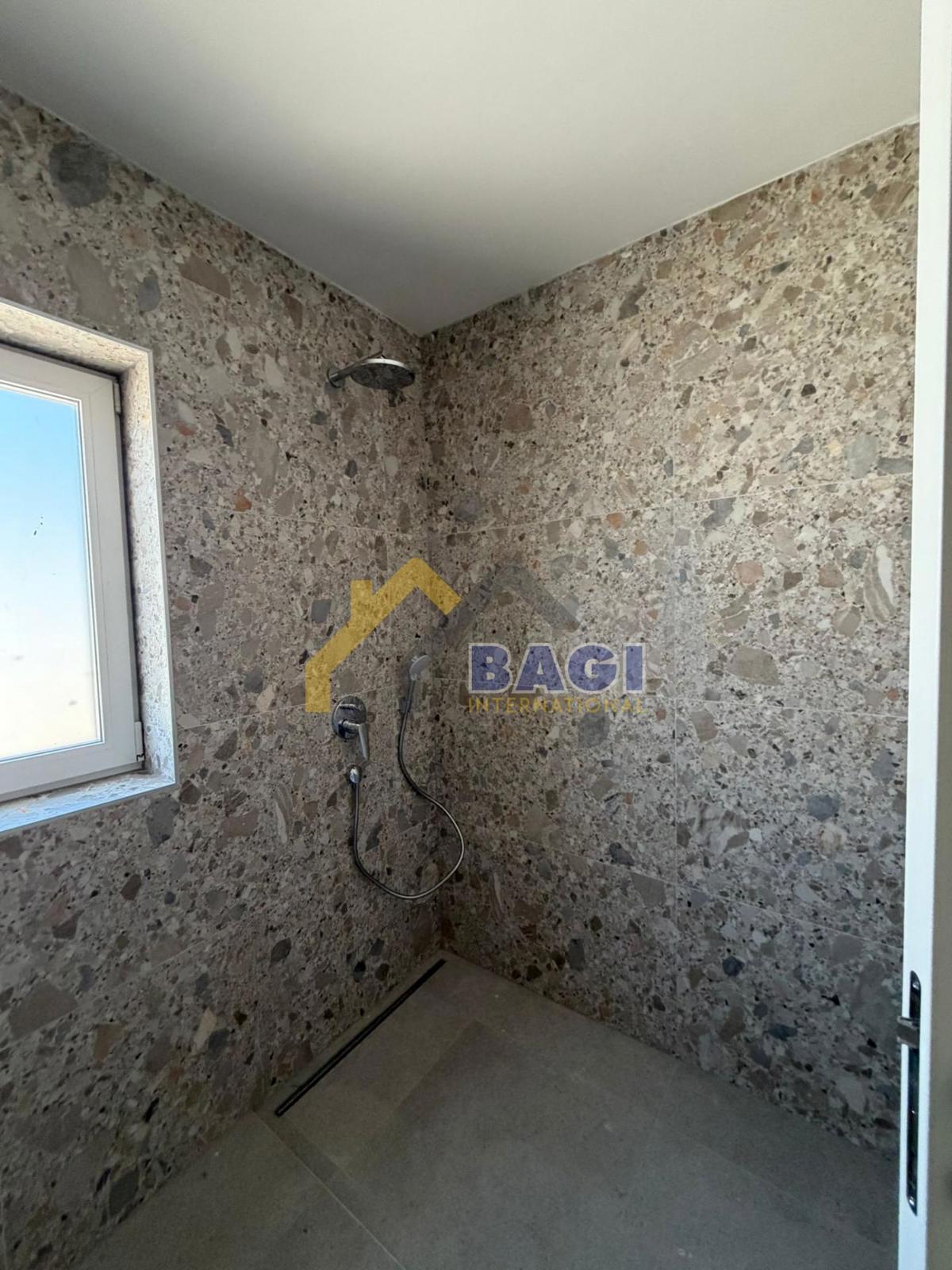 Attico esclusivo in prima fila sul mare – Nuova costruzione Medulin