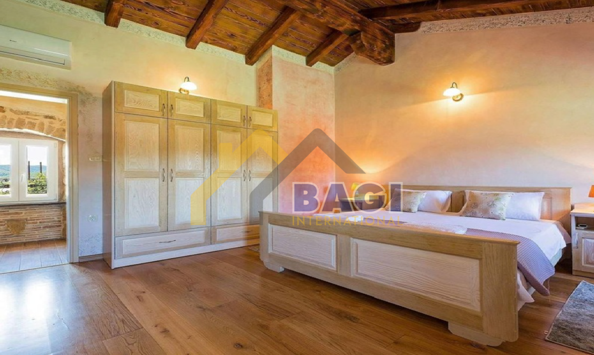 Casa Zajci, Pićan, 200m2