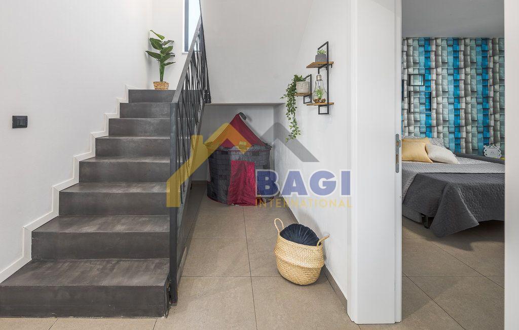 Casa Krnica, Marčana, 242m2