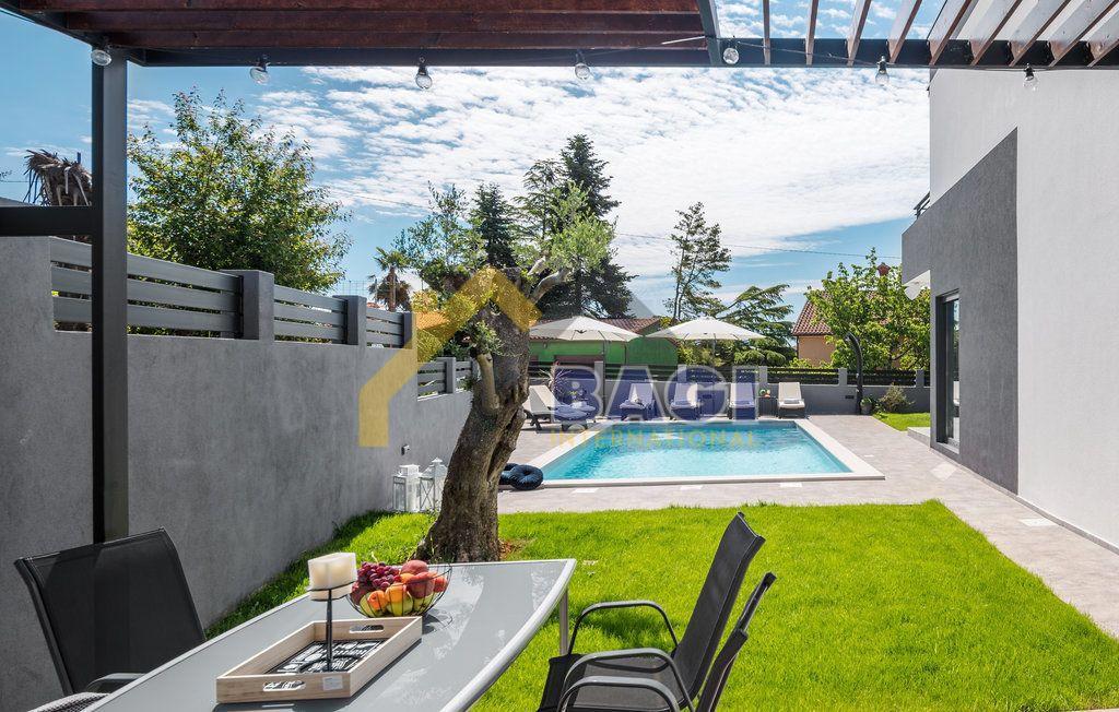 Casa Krnica, Marčana, 242m2