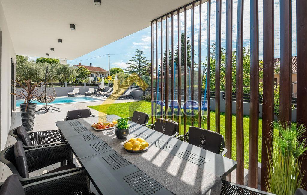 Casa Krnica, Marčana, 242m2