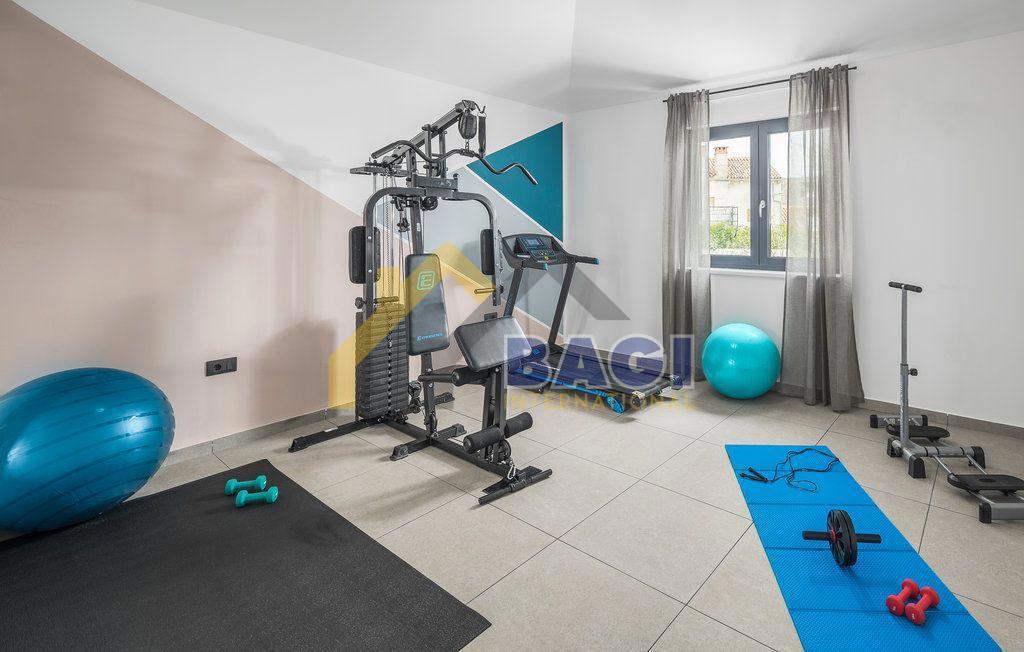 Casa Krnica, Marčana, 242m2