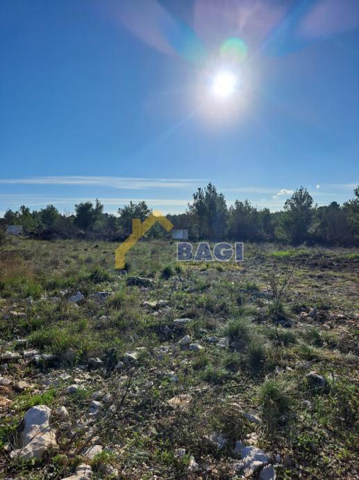 Terreno edificabile Novigrad, 4.076m2