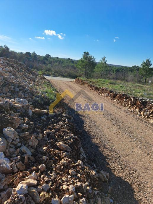 Terreno edificabile Novigrad, 4.076m2