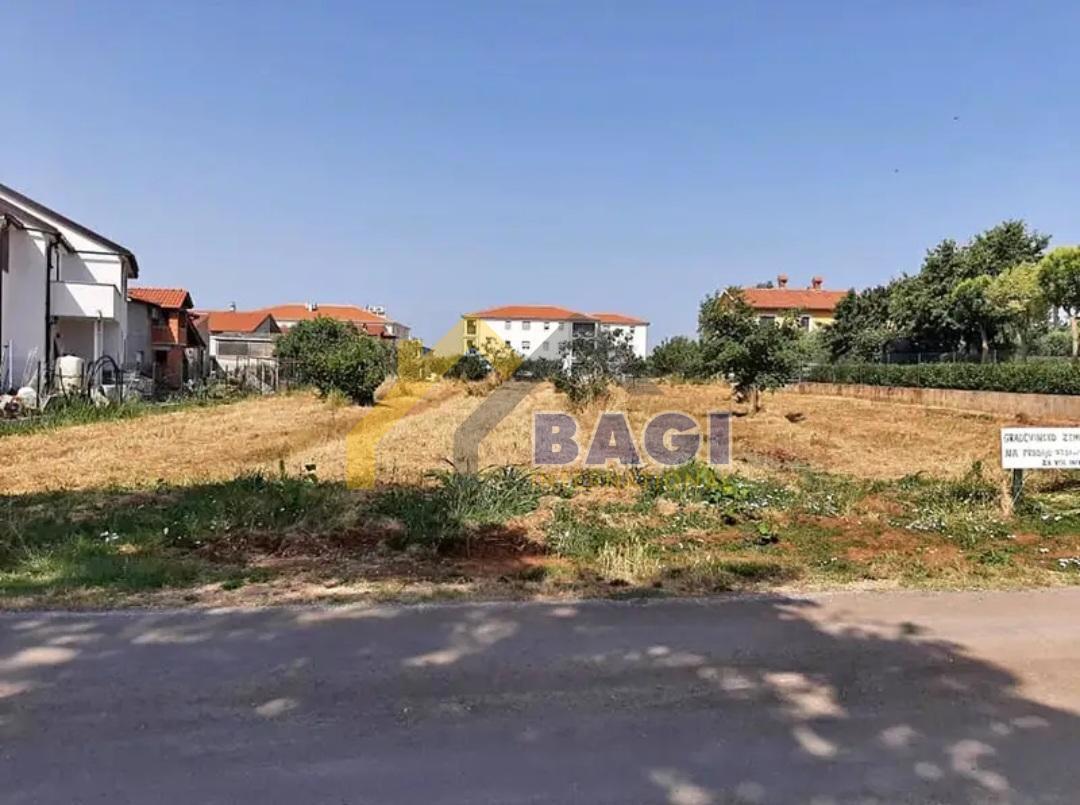 Terreno edificabile vicino a Parenzo