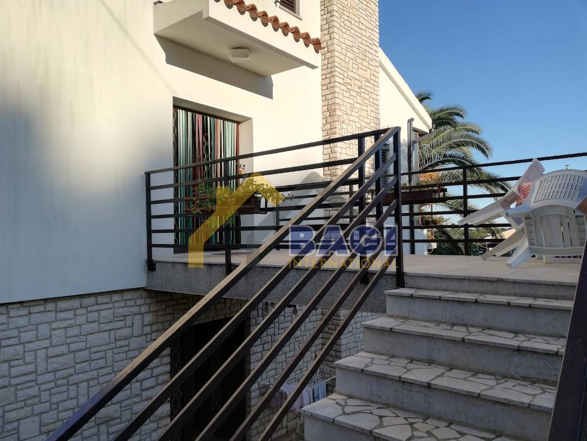 Appartamento con vista a 400m dal mare