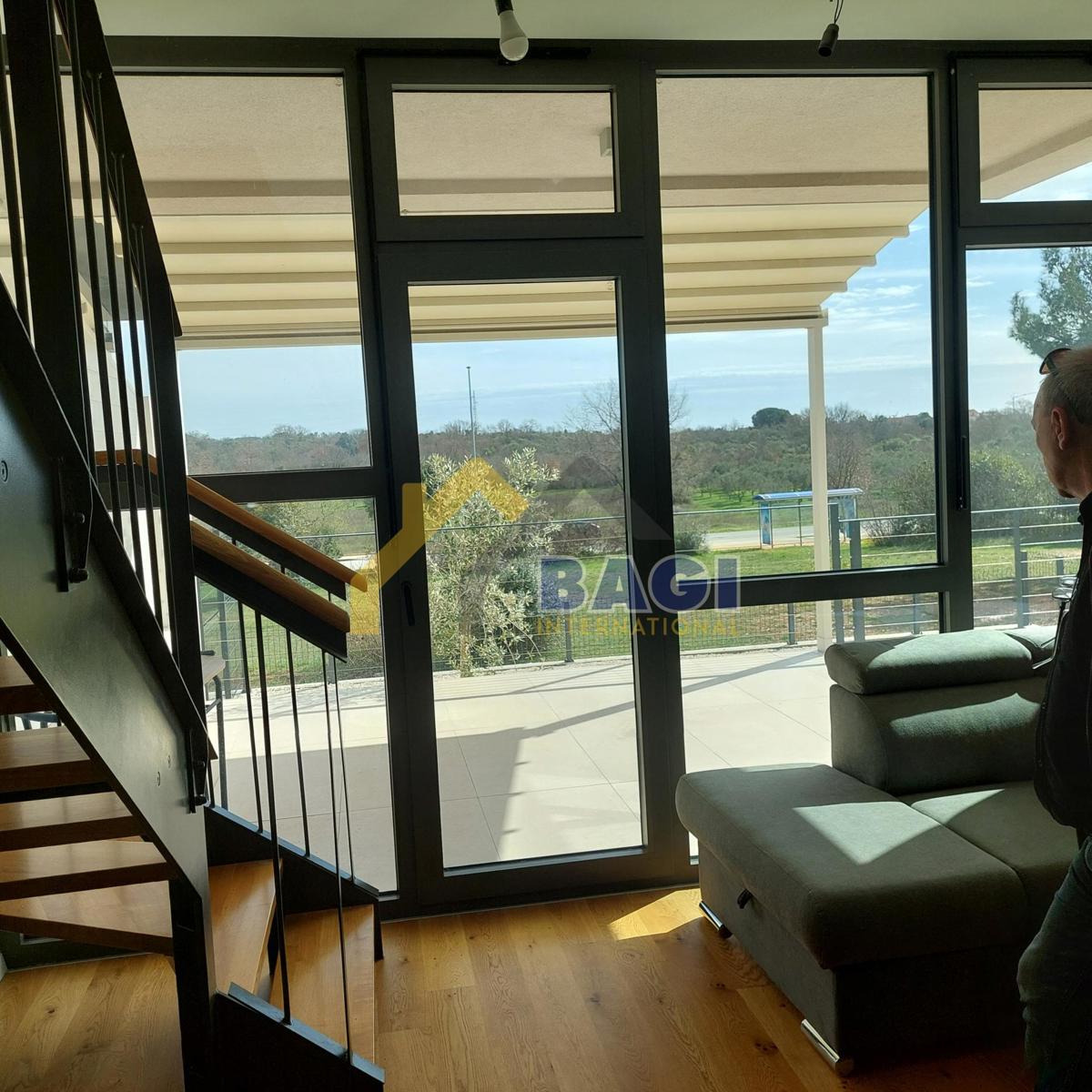 Rovigno Appartamento duplex Giardino Parcheggio Cortile