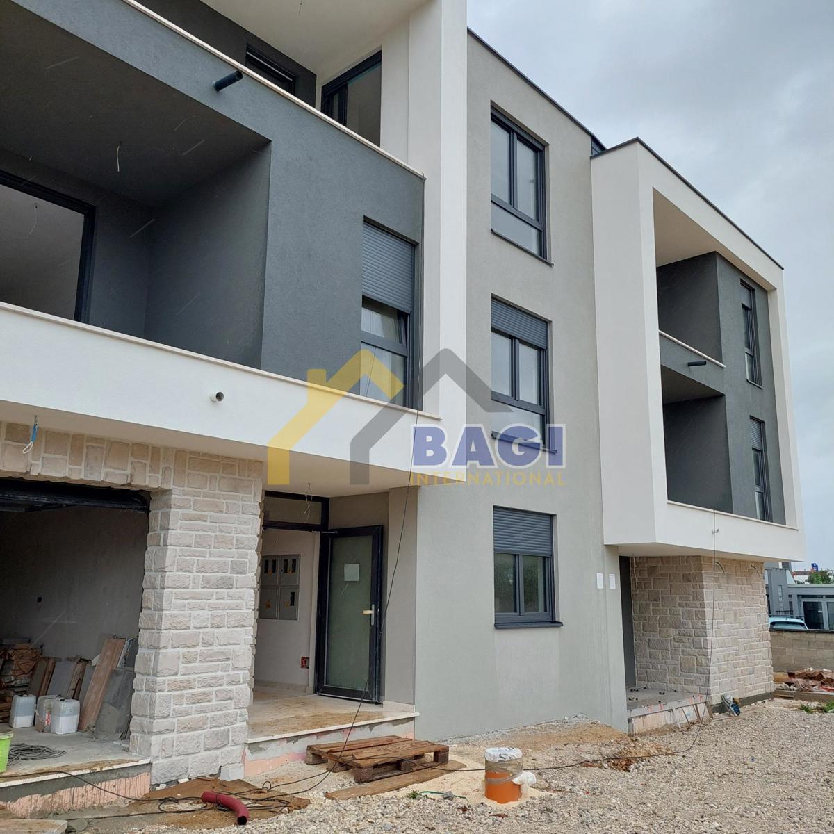 Pola Confortevole appartamento 112,55 m2+garage+posto auto