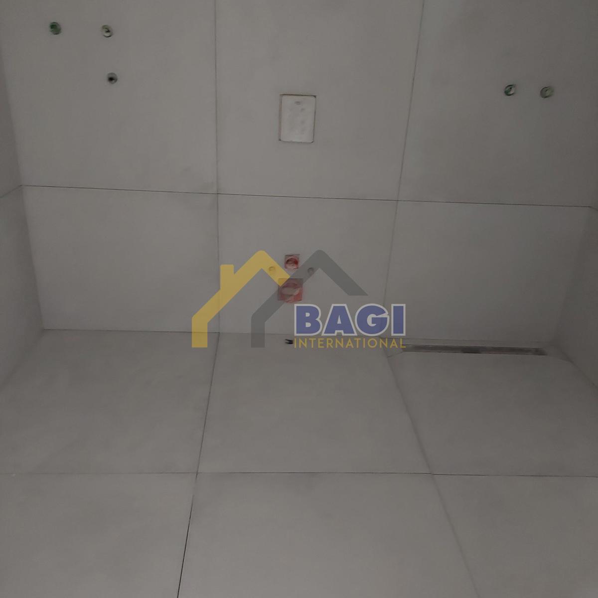 Attico Pola 124,44 m2 + garage + posto auto