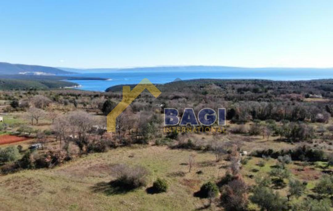 EDIFICIO + terreno agricolo con vista mare 5932m2