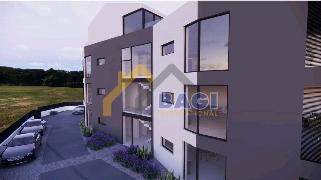 ISTRIA - ROVIGNO Appartamento al piano terra, a 300 m dal mare