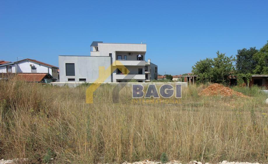 Terreno edificabile Medulin, 689m2