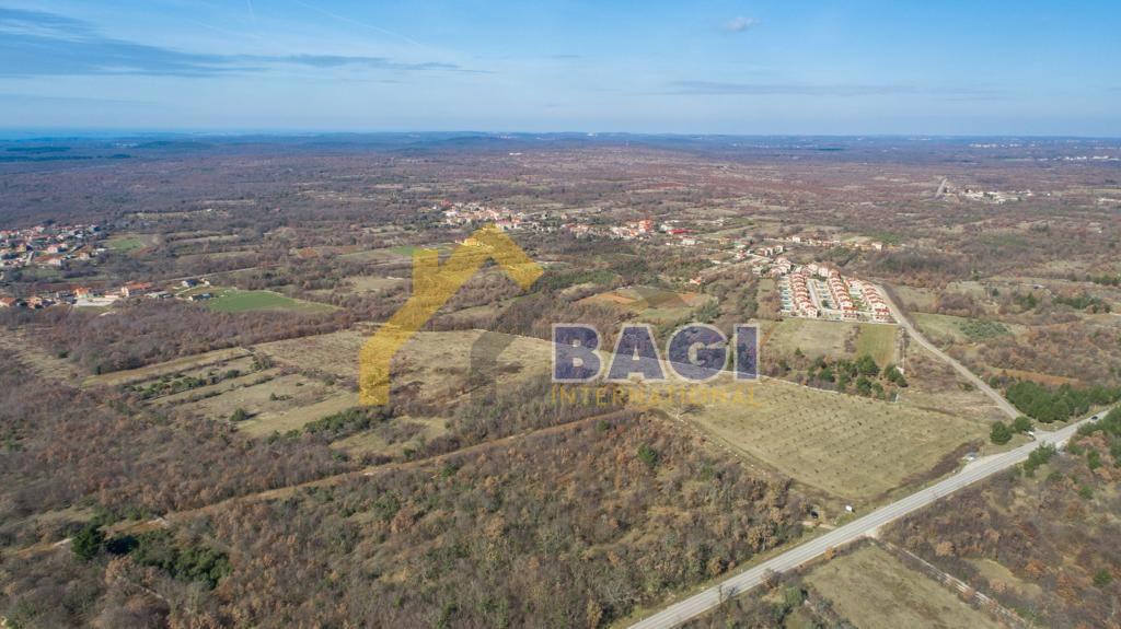 Terreno edificabile Čabrunići, Svetvinčenat, 31.481m2