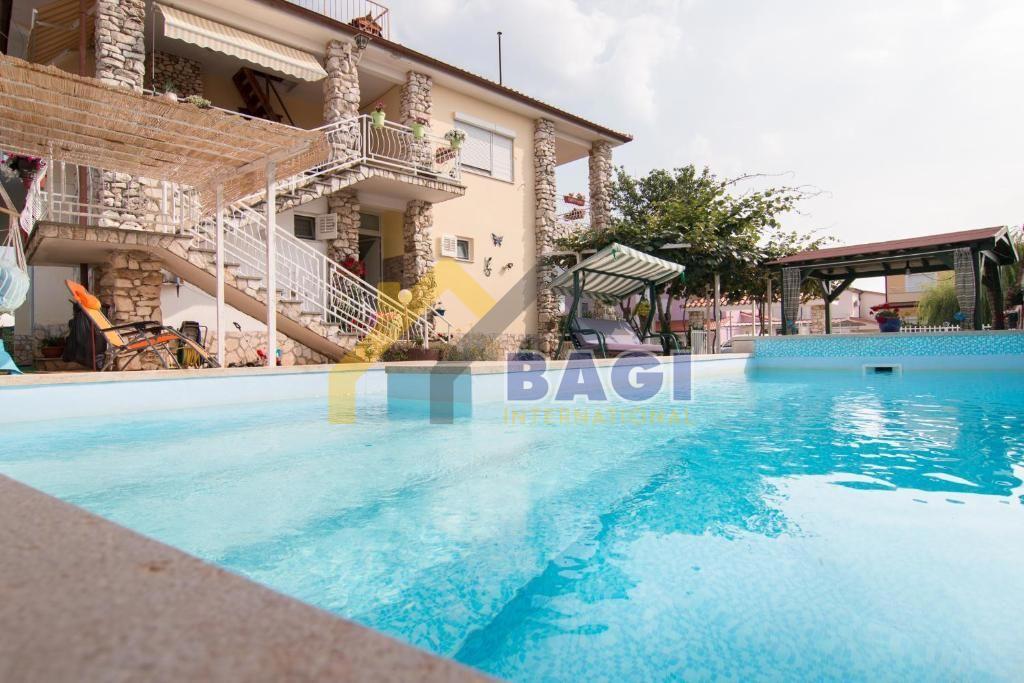 Casa Valbandon, Fažana, 220m2