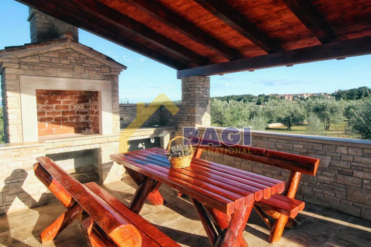 UNA STAZIONE RARA SUL MERCATO CON VISTA PANORAMICA!