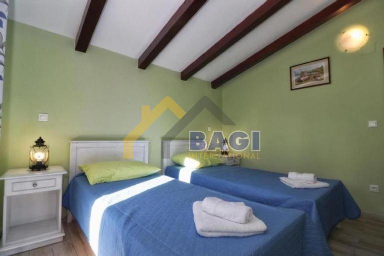 UNA STAZIONE RARA SUL MERCATO CON VISTA PANORAMICA!