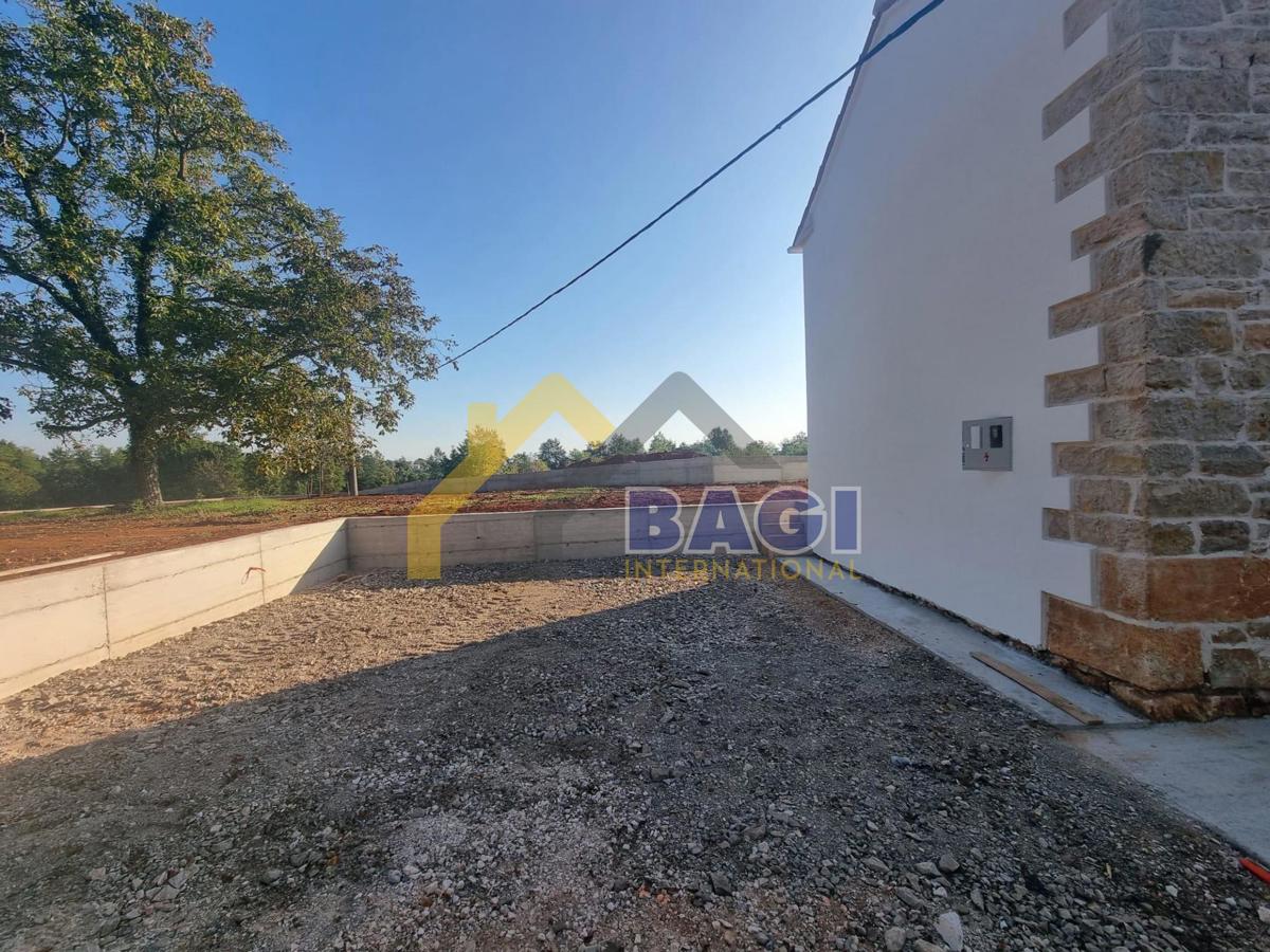 Istra-Barban-Stancija su 2000m2 con piscina