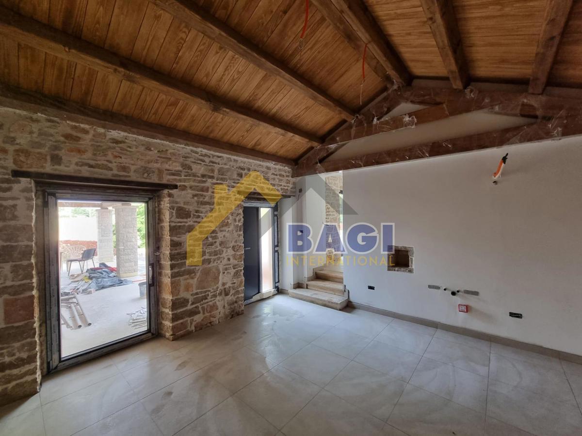 Istra-Barban-Stancija su 2000m2 con piscina