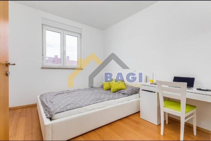 Valbandon Appartamento 64m2- 2 camere da letto + soggiorno- parcheggio