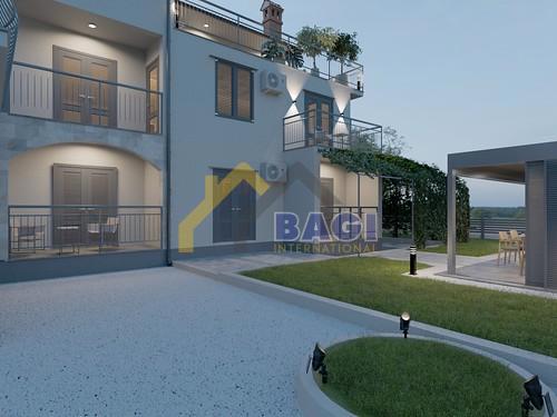 ISTRA - ROVINJ Casa con tre appartamenti, opportunità di investimento!